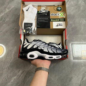 Air Max Plus TN Black Metallic
