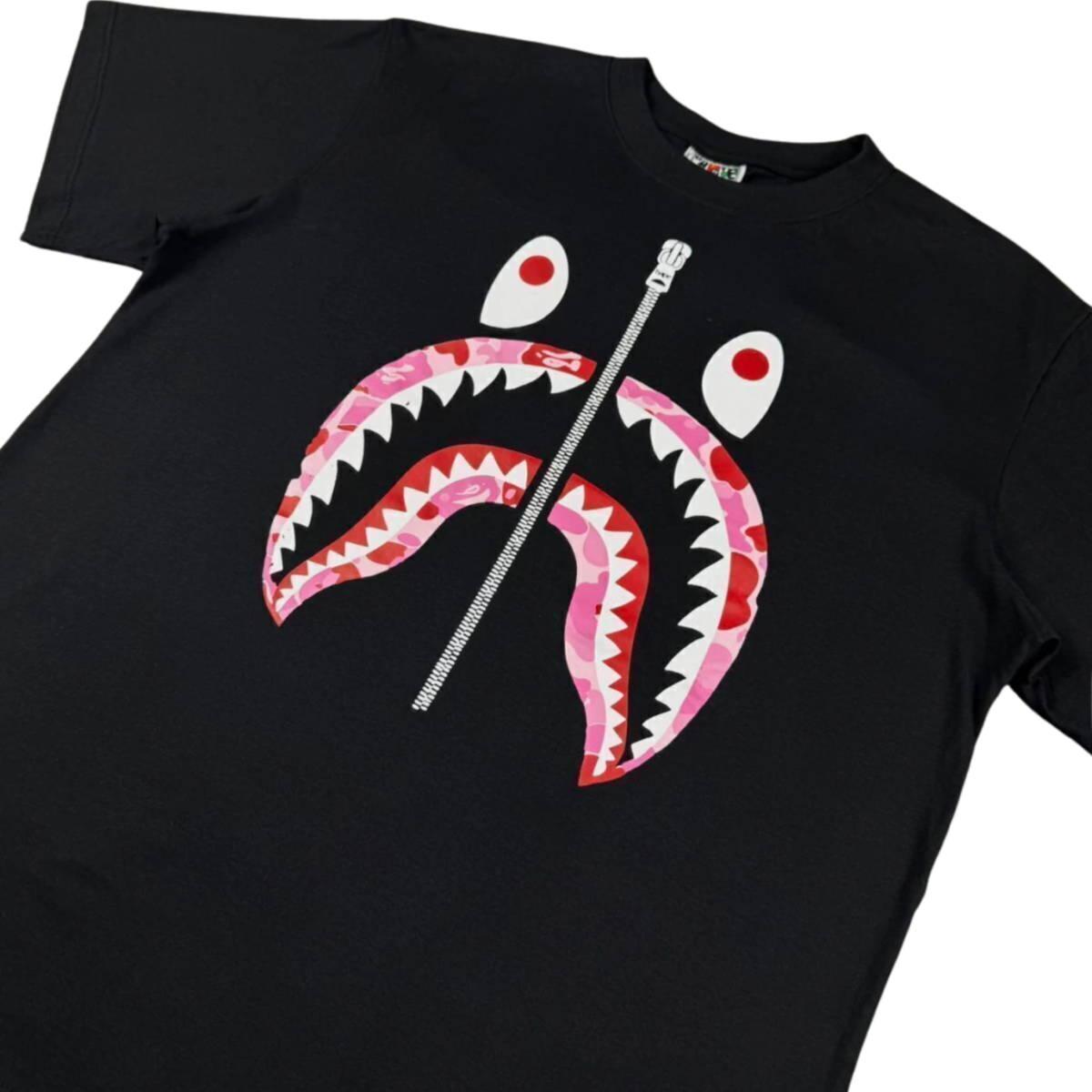Camiseta Bape Camo Shark Pink - Preta