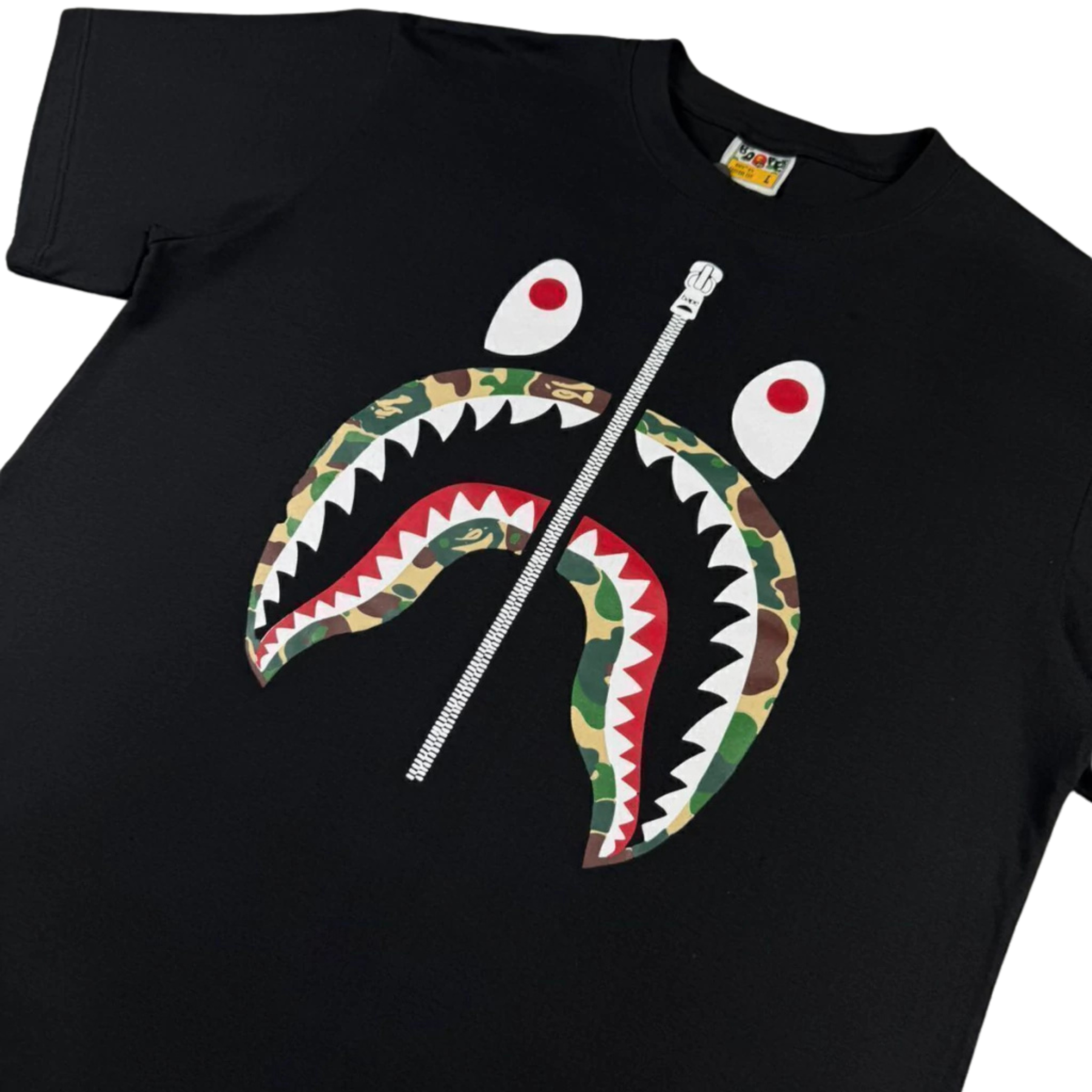 Camiseta Bape Camo Shark Multi Color - Preta