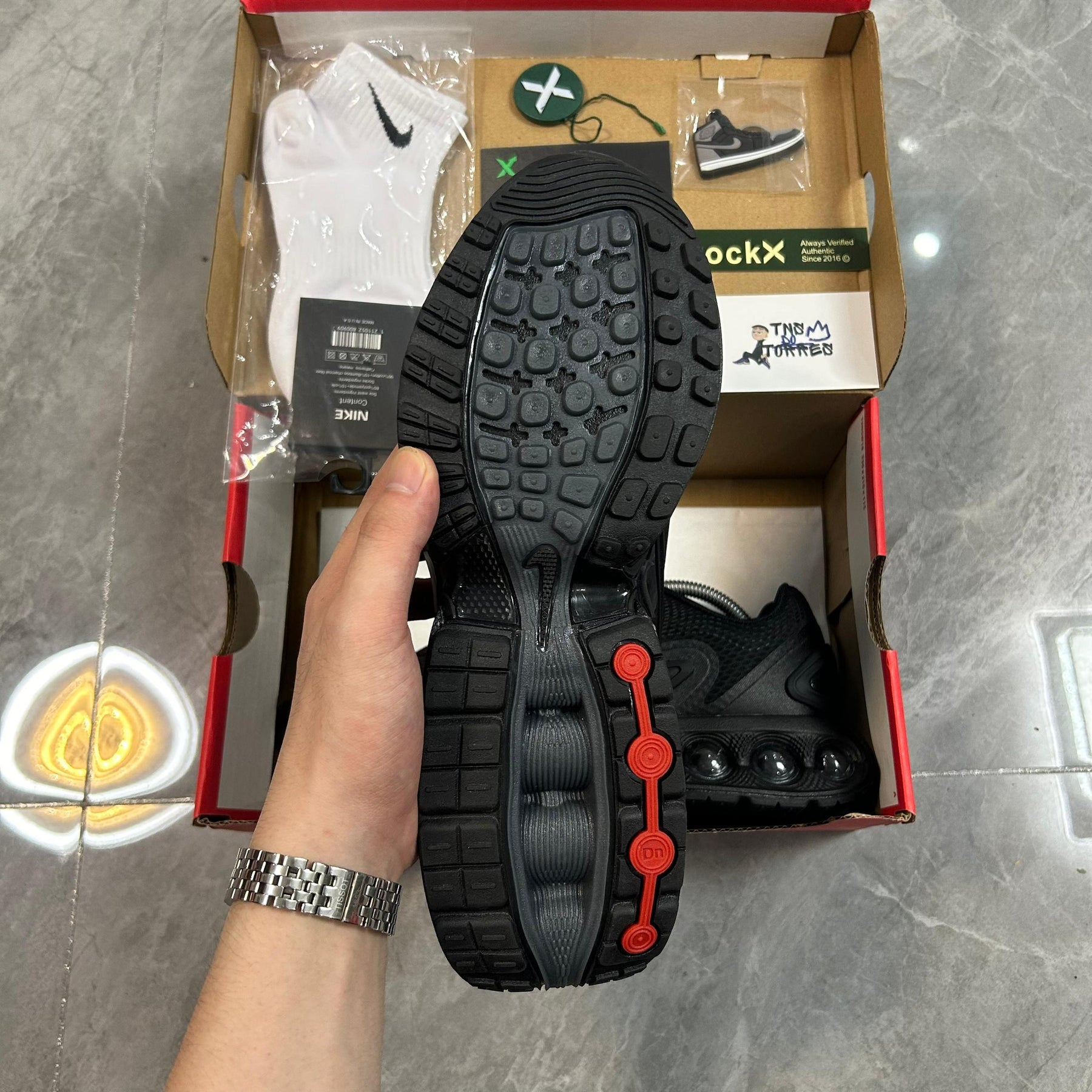 Air Max DN "Triple Black"